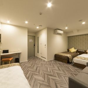Deluxe Triple Room Non-Smoking